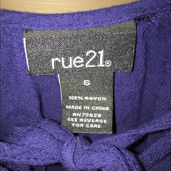 Blue blouse - Picture 3 of 4